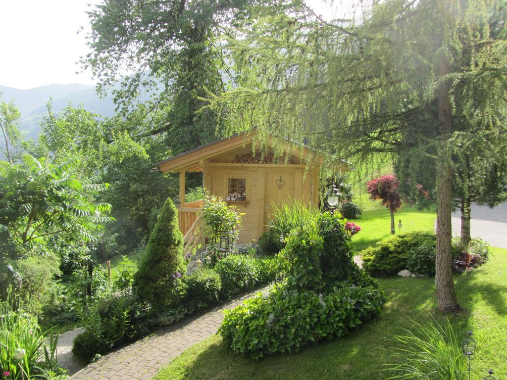 Neurauthof Hotell Zellberg Exteriör bild