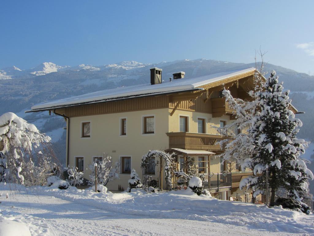 Neurauthof Hotell Zellberg Exteriör bild